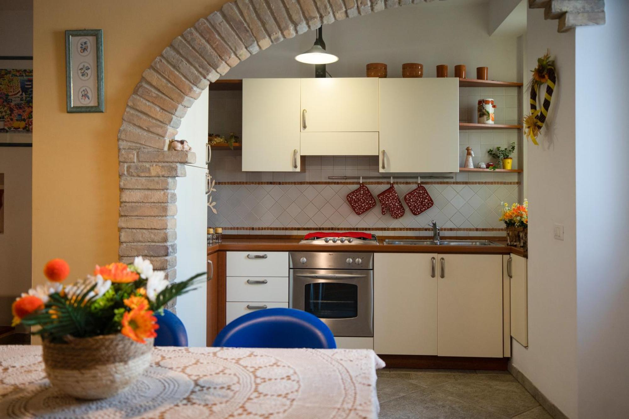 L'Apostolo E Il Navarca Villa Ortona Exteriör bild