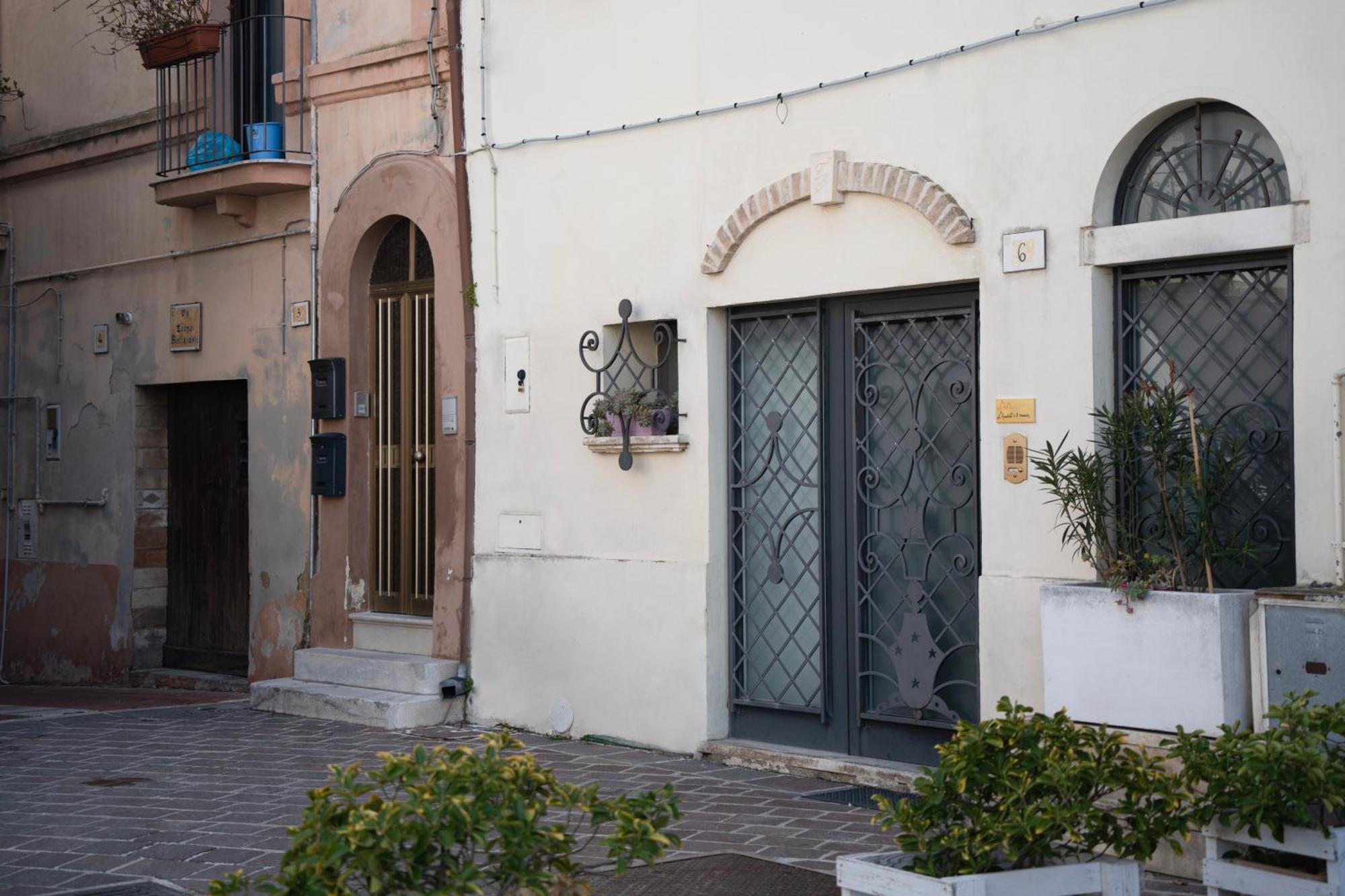 L'Apostolo E Il Navarca Villa Ortona Exteriör bild